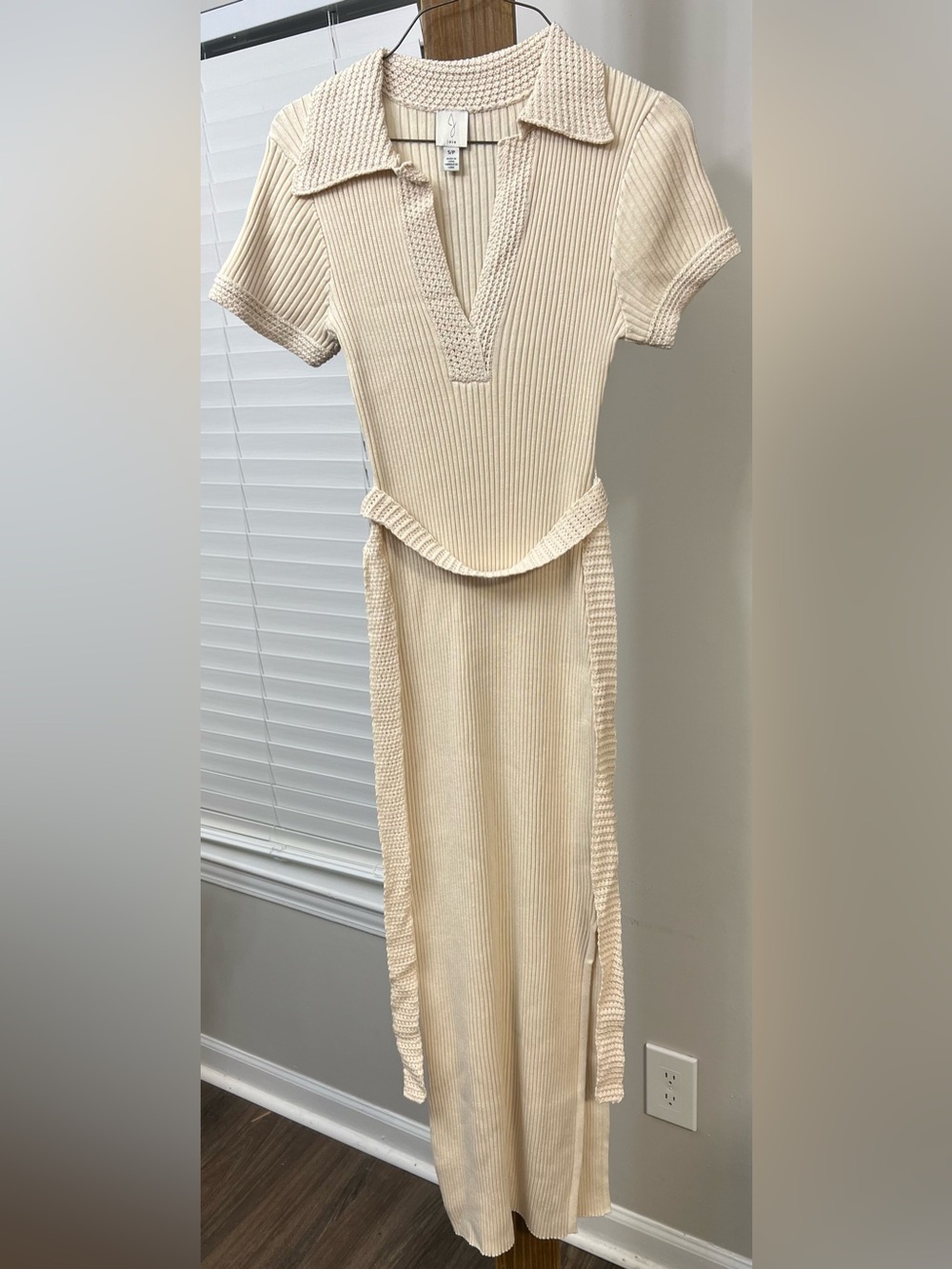 Joie Ribbed Knit cream Maxi Dress